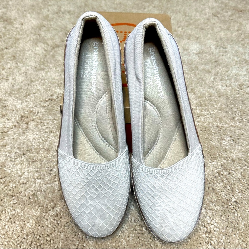 GRASSHOPPER ORTHOPEDIC FLAT small wedge heel/ Size 10 /worn once good condition